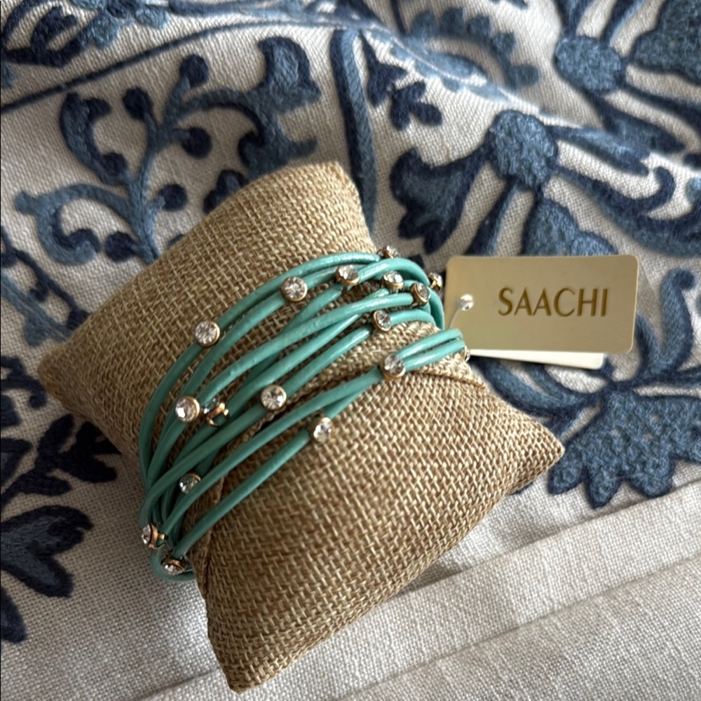 Saachi Turquoise Wrap Bracelet crystal Accents 8 leather strands magnetic new